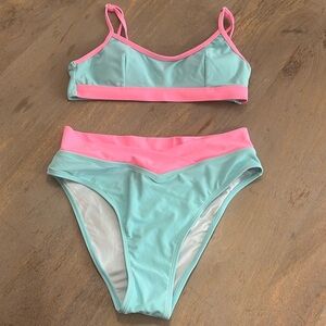 NWOT CupShe Colorblock Swimsuit